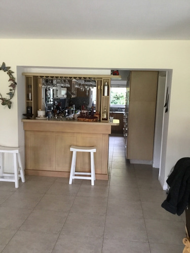 Imagen 3 de 14 de Villa Italiana Con Vista Al Lago Y Salida Al Golf Hoyo7