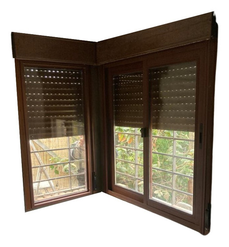 Ventana De  Aluminio Con Cortina