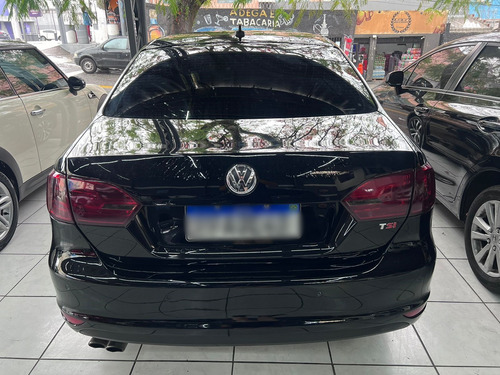 Volkswagen Jetta 2.0 Tsi Highline 4p 211 hp