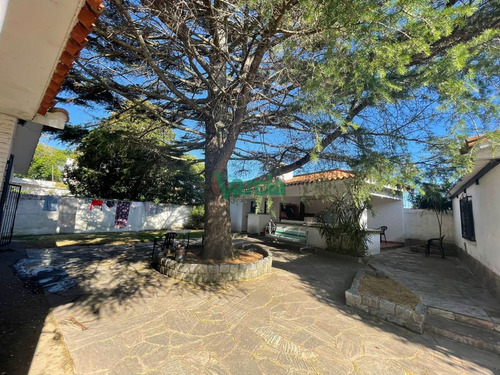 Imagen 12 de 26 de Casa De 3 Dormitorios Y 1 Baño En Atlantida - Atlantida Atlántida