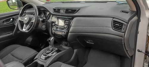 Imagen 14 de 15 de Nissan X-trail 2018 2.5 Advance 3 Row Cvt