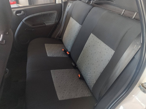 Imagem 10 de 10 de Ford Fiesta 1.6 Mpi Hatch 8v Flex 4p Manual