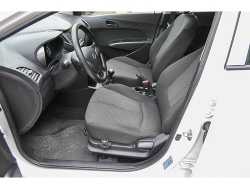 Imagem 9 de 15 de Hyundai Hb20 Comfort 1.0 Mt