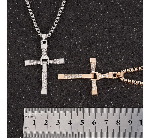 Imagen 3 de 7 de Collar Colgante Toreto Cruz Toretto Cadena