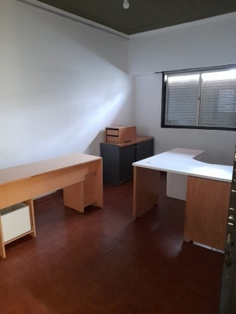 Imagen 9 de 12 de Excelente Piso Con Oficinas En Bernal Centro, Inmejorable Ubicación