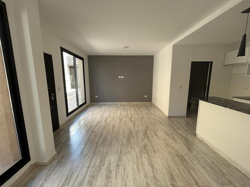 Alquiler Departamento 2 Ambientes - Manuel Alberti