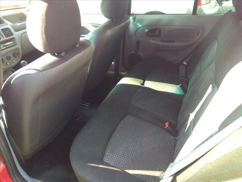 Imagem 9 de 10 de Renault Clio 1.0 16v