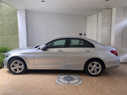 Mercedes-Benz C200 4 Sport 4p At