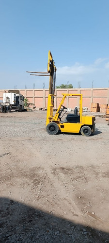 Equipo Montacarga Komatsu. 9500 Hrs. 2.5 Ton. Negociable.