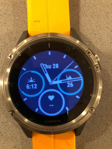 Reloj Smartwatch Garmin Fenix 5 Sapphire (Usado)