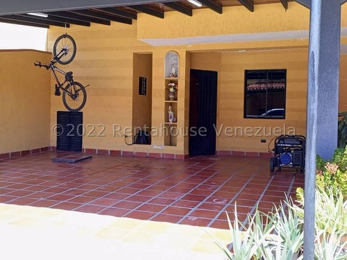 Imagen 12 de 12 de Freddy Camacaro Rentahouse, Townhouse En Venta En La Cumaca San Diego. 22-28634