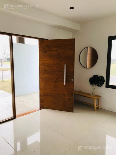 Imagen 3 de 15 de Casa En Araucarias