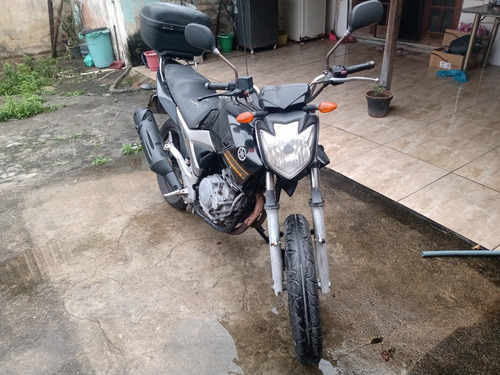 Imagem 2 de 2 de Moto Fazer 250cc. Ano:2010/2011