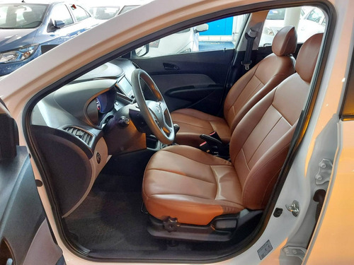 Imagem 11 de 14 de Hyundai Hb20s 1.0 Comfort Plus 12v Flex 4p Manual