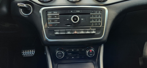 Mercedes-Benz Clase GLA 2.0 250 Cgi Sport Con Techo At