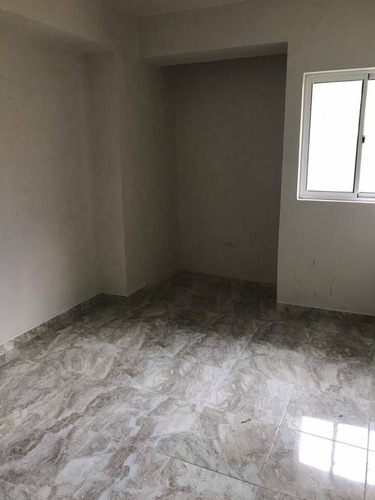 Imagen 4 de 10 de Venta De Apartamento En Mañongo Cod. 143578