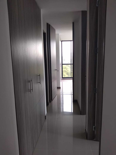 Imagen 8 de 14 de Apartamento De 3 Habitaciones 2 Baños