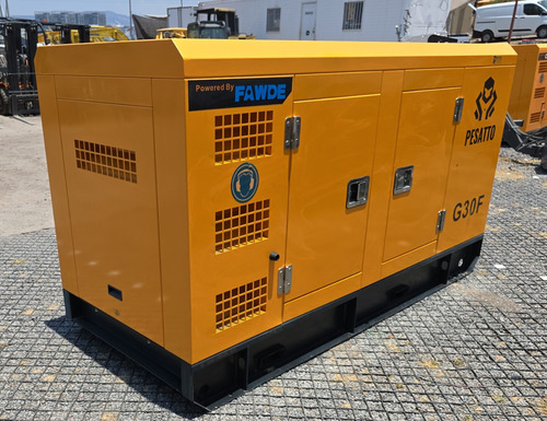 Generador De Luz G30f Pesatto 30kw Con Transferencia 2025