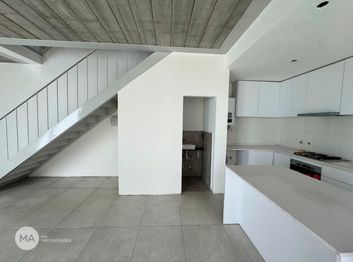 Casa 3 Dormitorios - Jujuy 2400 - Pichincha Rosario | Venta