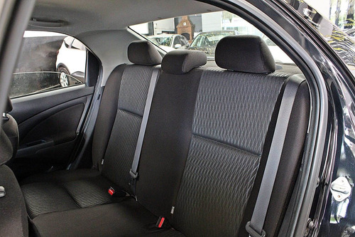 Toyota Etios 1.5 Xs Sedan 16v Flex 4p Automático