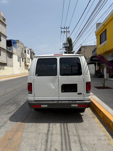 Ford Econoline 2007