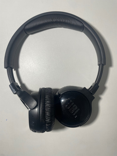 Fone De Ouvido Bluetooth Sem Fio Tune 600btnc Jbl - Preto Preto (Usado)