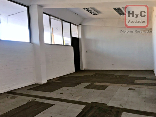Edificio En Venta En La Comuna De Maipú, 10 Minutos Plaza De