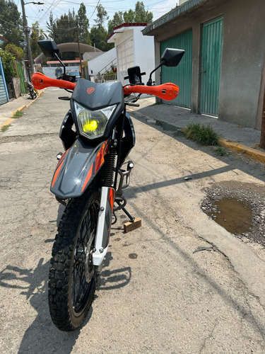 Dm 250 Cc Modelo 2024 Factura Original Papelería Comple