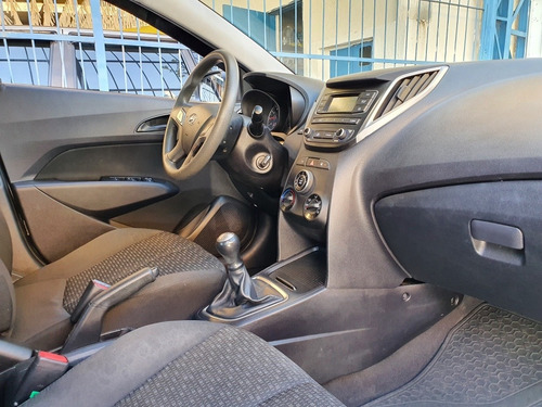 Imagem 6 de 14 de Hyundai Hb20 2019 1.0 Comfort Plus Flex 5p