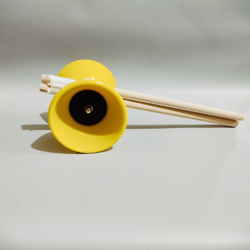 Diabolo Profissional 100mm Ioiô Chines Pró Malabares Amarelo