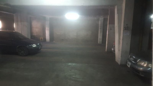 Imagen 3 de 3 de Cochera Doble En Tucuman 1300, Centro.