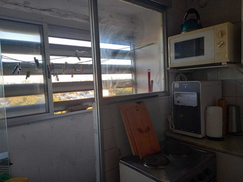 Apto 2 Dormitorios 8vo Piso, Excelente Ubicación