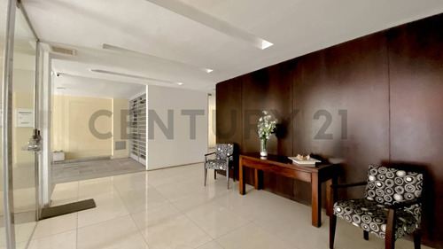 Venta Departamento 2 Ambientes Playa Grande Vista Lateral Al Mar