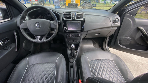 Imagen 9 de 16 de Renault Logan Exclusive 1.6
