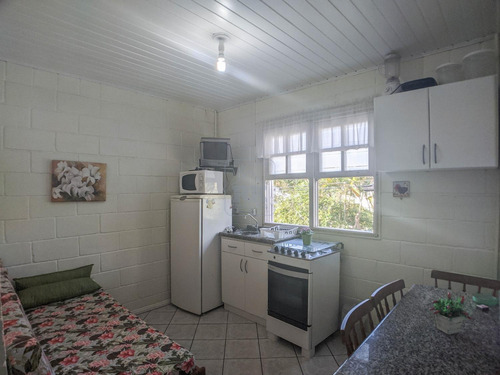 Imagem 4 de 11 de Casa À Venda Em Cachoeira Do Bom Jesus - Ca007156