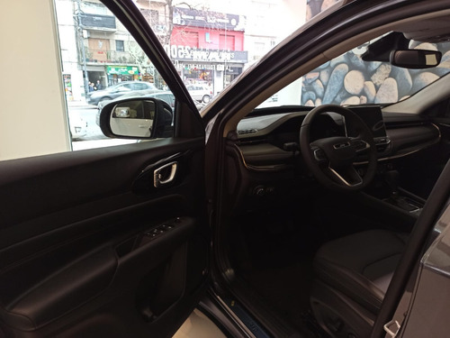 Imagen 13 de 16 de Compass Limited Plus 1.3 Turbo*