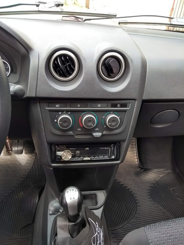 Celta 1.0 Lt 2015 Prata 5 Portas