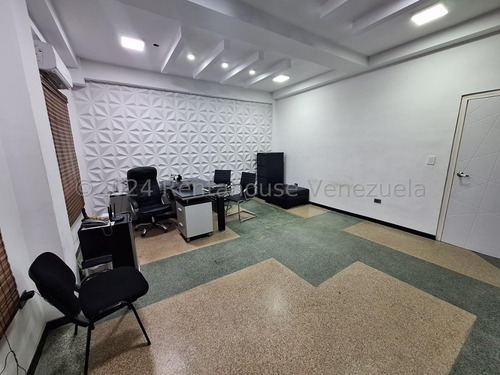 Estupendo Edificio Comercial En Venta Mls 24-27845 Sabana Grande