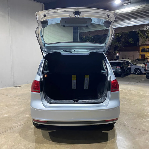 Volkswagen Suran 1.6 Comfortline 101cv