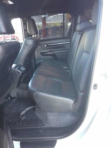 Imagen 6 de 10 de Toyota Hilux Srx 177cv 2.8 2019 4x4 At 46276082