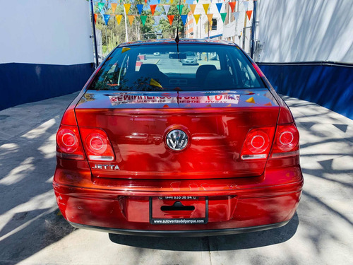 Imagen 4 de 12 de Volkswagen Jetta Clásico Trendline Automatico
