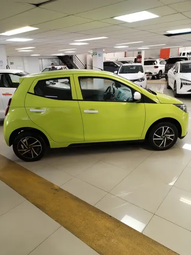 Jmev Ev2 2025