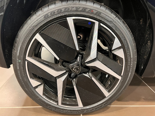 Peugeot 208 1.0T Gt