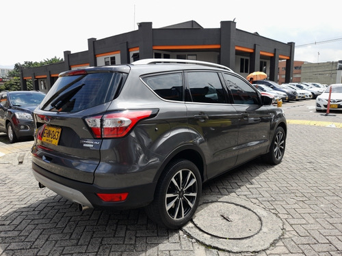 Imagen 6 de 13 de Ford Escape 2018 2.0 Titanium