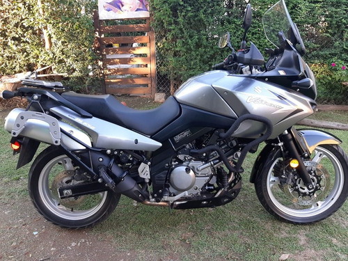 Suzuki V-strom 650 Impecable *permuta*