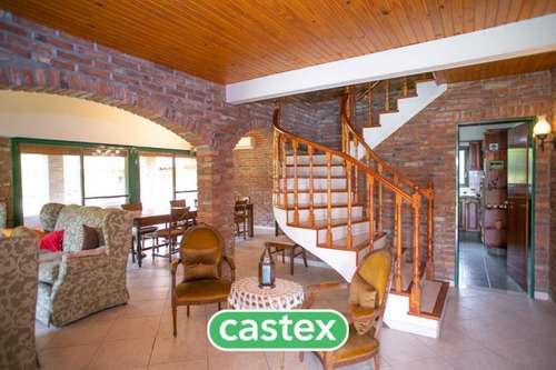 Imagen 2 de 30 de Casa Con Cuatro Dormitorios En Venta En Mapuche Cc