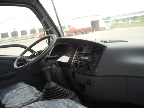 Imagen 6 de 9 de Dfm 1064 Motor Cummins 164hp Carga 5.500 Kg.