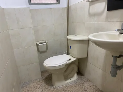 Local En Arriendo En Parque De Poblado, Poblado