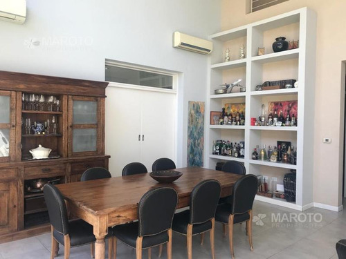 Imagen 14 de 30 de Casa En Venta En Barrio La Celina- Maroto Propiedades
