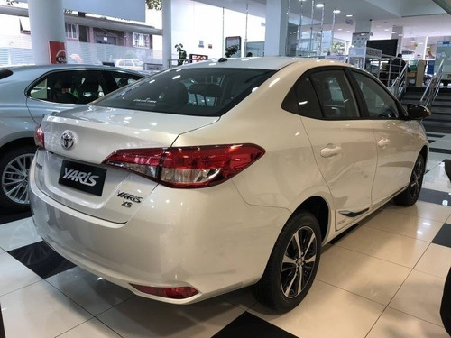 Toyota Yaris 1.5 16v Flex Sedan Xs Connect Multidrive